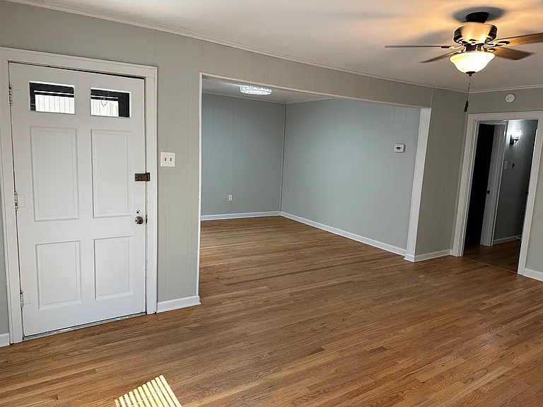 616 Watkins St — Photo 2