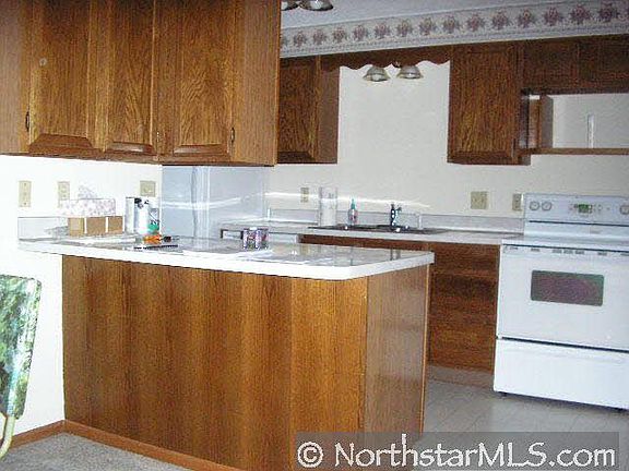 2nd image of 699 Parkside Drive