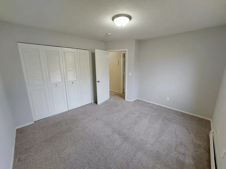 Charlton Place — Photo 55