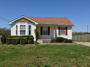 433 Caney Ln, Clarksville, TN 37040