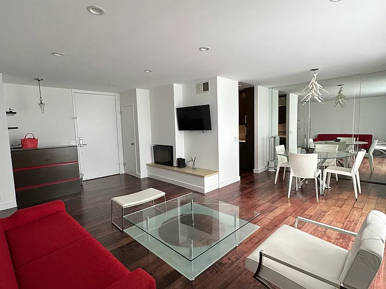 100 S Doheny Dr #923 — Photo 10