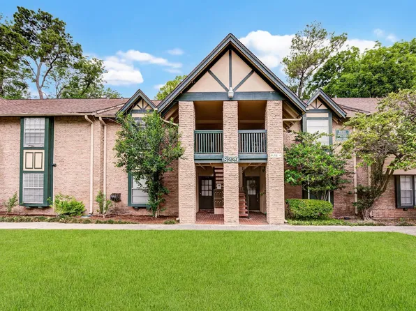 8229 Kingsbrook Rd APT 229, Houston, TX 77024