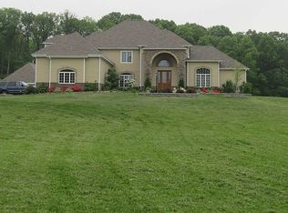 171 Old Baltimore Rd, Winchester, VA 22603