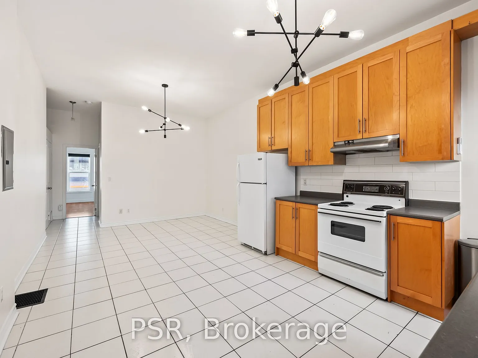 2 bed, $2,400 — Photo 4