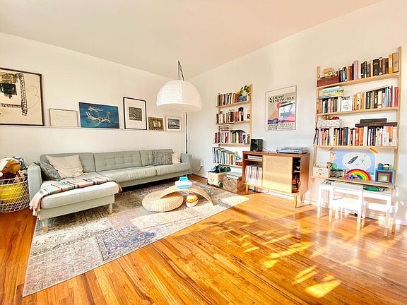 4th image of 149 Sterling St APT 2B