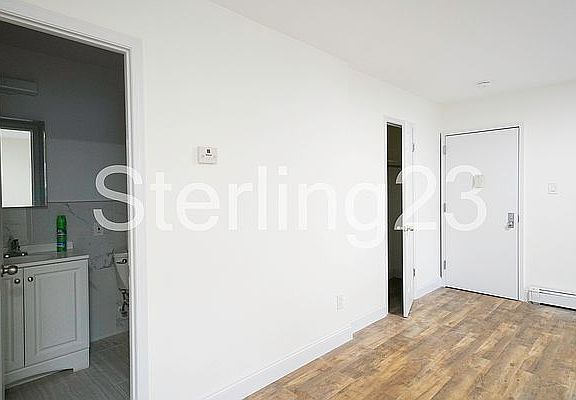 4th image of 41-20 28th Ave #2