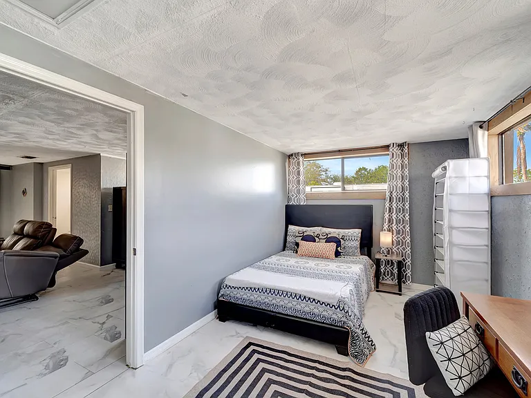 22001 Felton Ave #1 — Photo 8