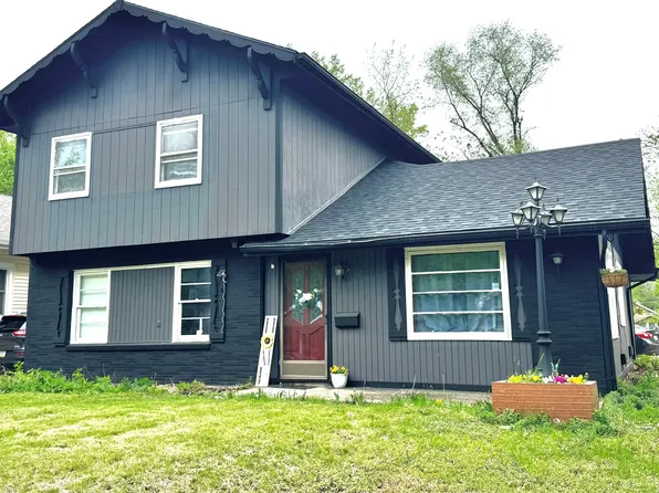 3841 Columbia St, Des Moines, IA 50313