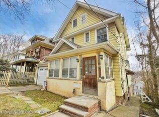 129 Highview Ave, Staten Island, NY 10301
