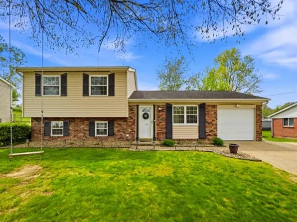 136 Iroquois Trl, Ona, WV 25545