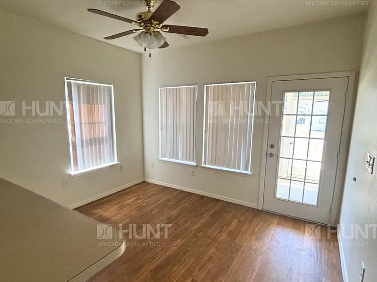 14 Enduring Freedom Pkwy — Photo 5