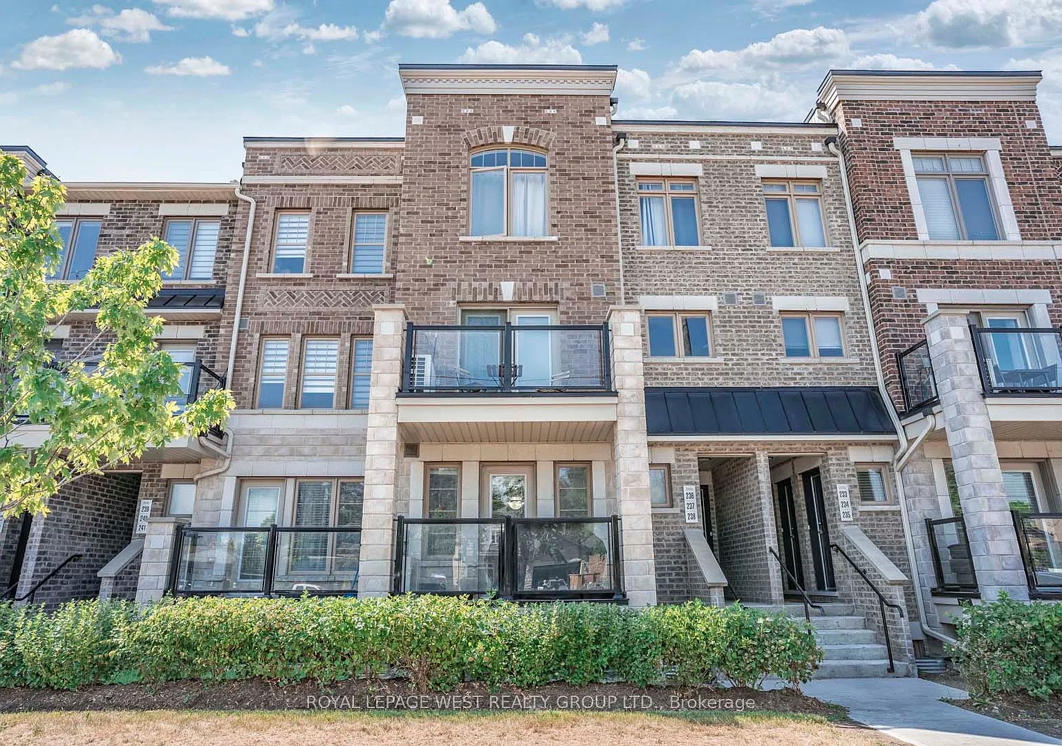 3 bed, $3,300 — Photo 1