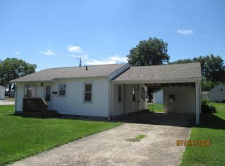 705 E Palmetto St, Robinson, IL 62454