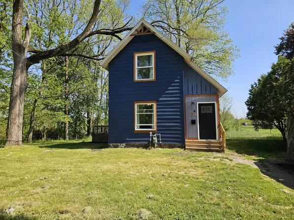 212 Mitchel St, Otsego, MI 49078