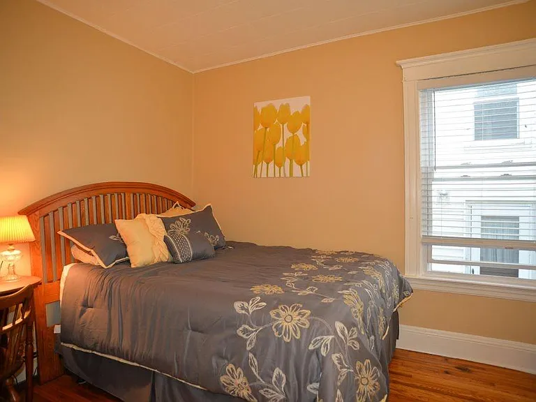 304 Bedford Ave #1 — Photo 9