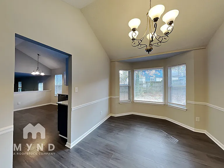 6437 Phillips Ct — Photo 17
