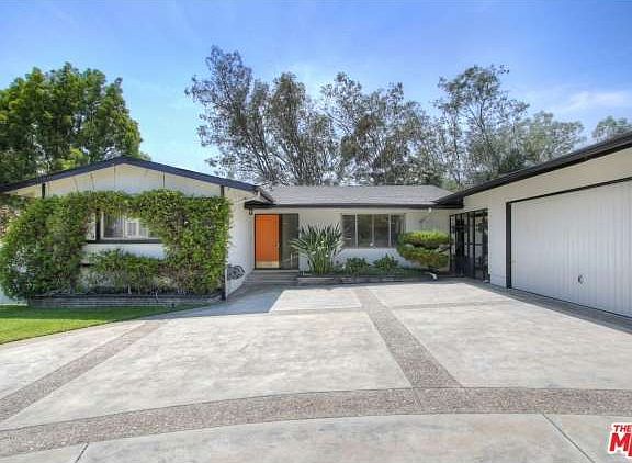 4th image of 2035 Liliano Dr
