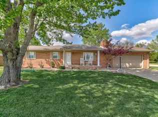 9226 Eastlake Dr, Wadesville, IN 47638