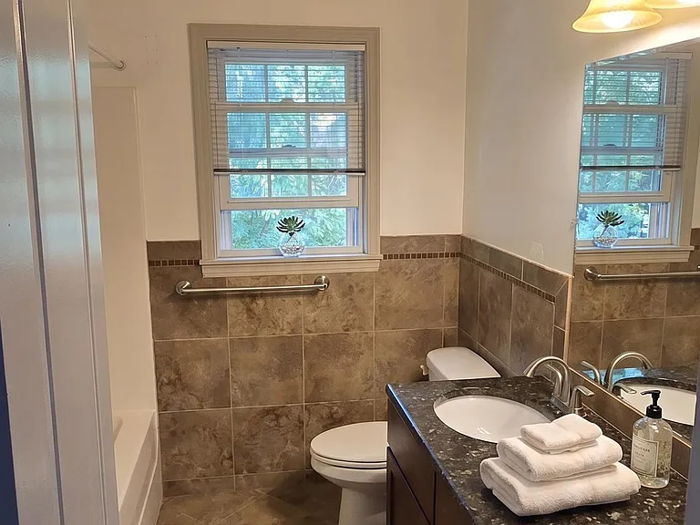 5204 Brookside Blvd — Photo 10