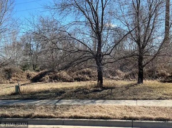 3034 30th Street Ct S, Saint Cloud, MN 56301