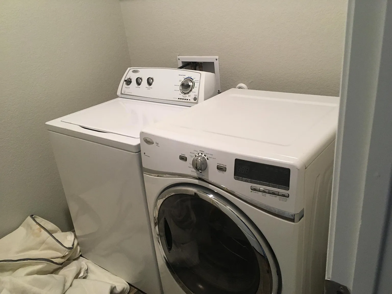 1 bed, 2800 sqft, $700 — Photo 2