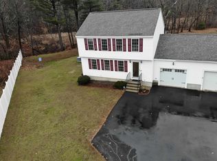 14 Turtle Creek Ter, Seabrook, NH 03874