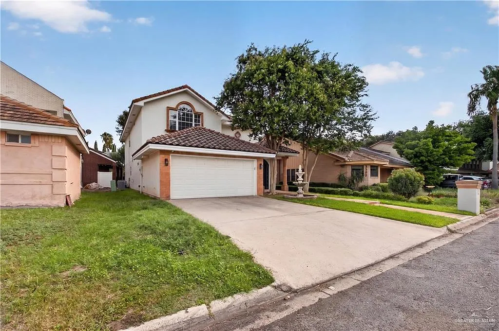 4 bed, 3.5 bath, 3270 sqft, $3,100 — Photo 4