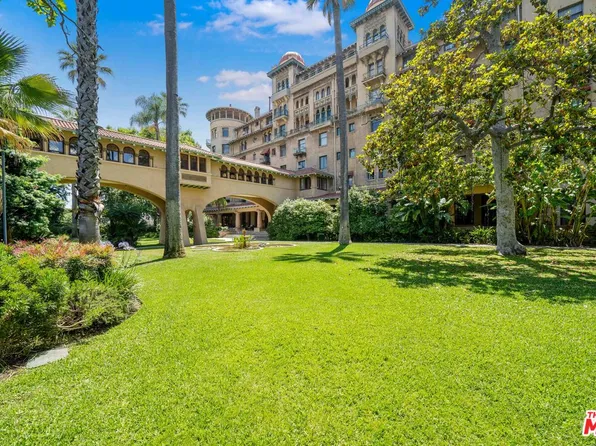 99 S Raymond Ave #410, Pasadena, CA 91105