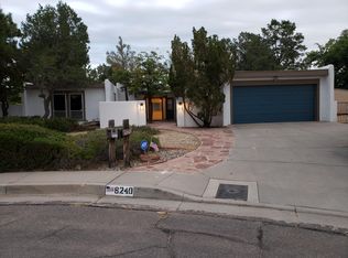 8240 Evangeline Ct NE, Albuquerque, NM 87109