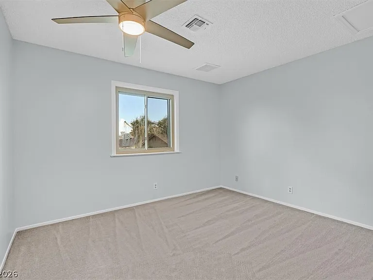 2238 Marlboro Dr — Photo 24