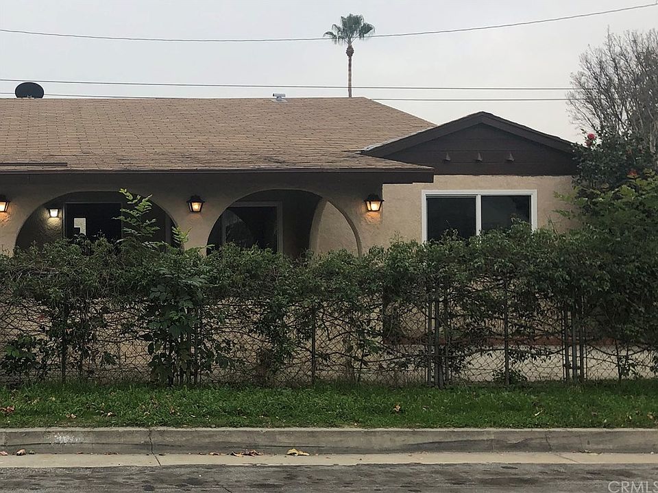 1st image of 18656 E Glenlyn Dr