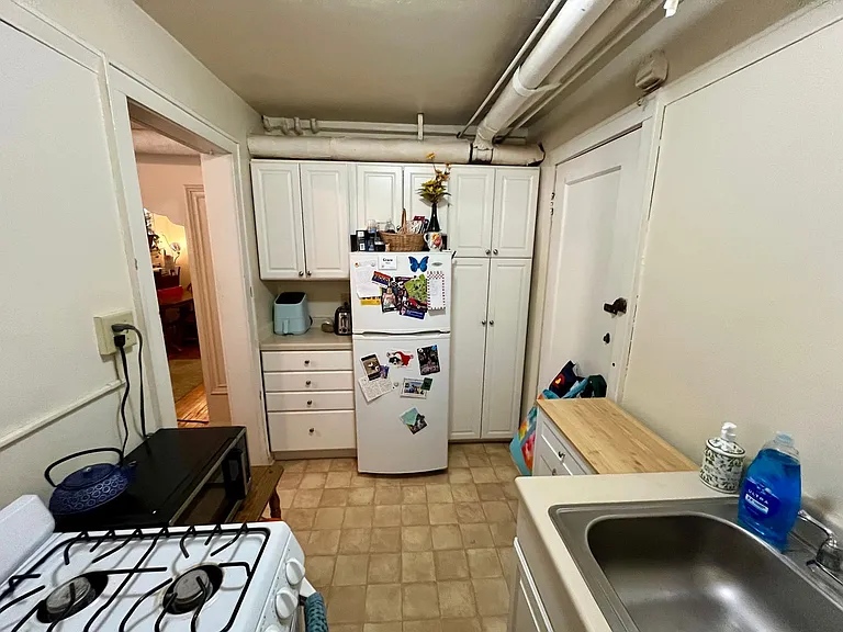 3825 N Oakland Ave — Photo 7