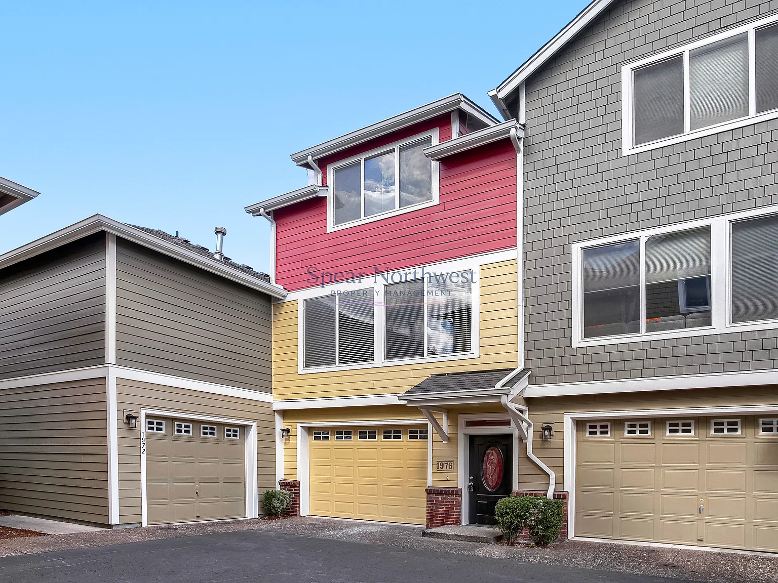 3 bed, 1856 sqft, $2,795 — Photo 1