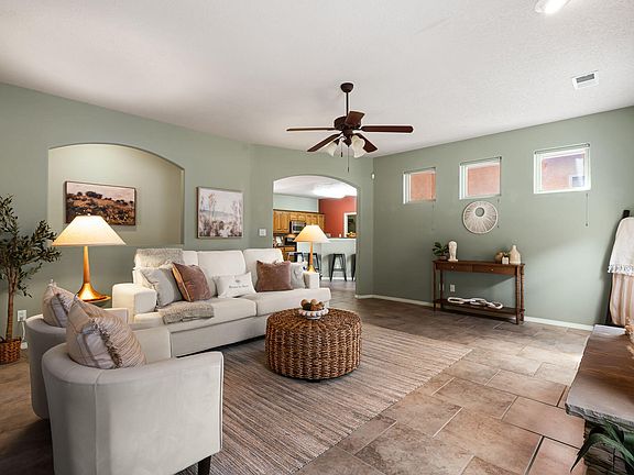 2nd image of 836 Bosque Vista Dr