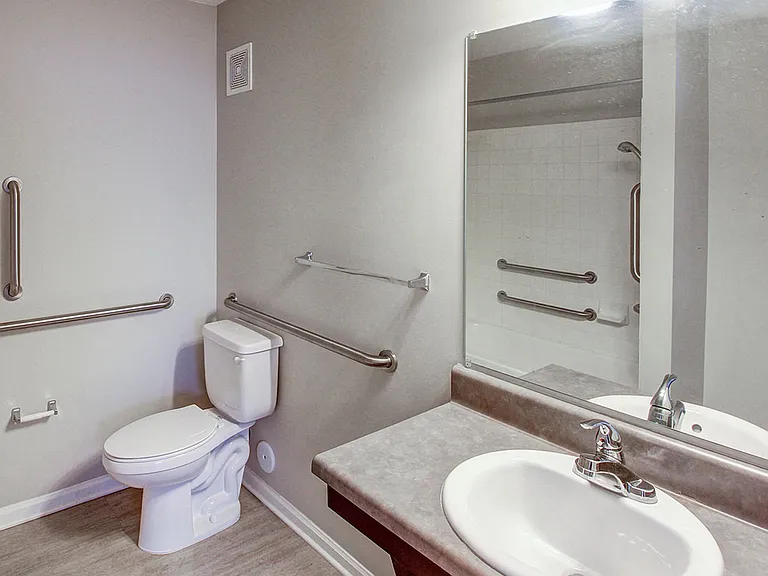 Floor plan 2 bathroom