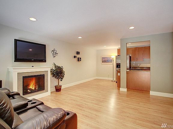 5th image of 21305 48th Ave W APT B104
