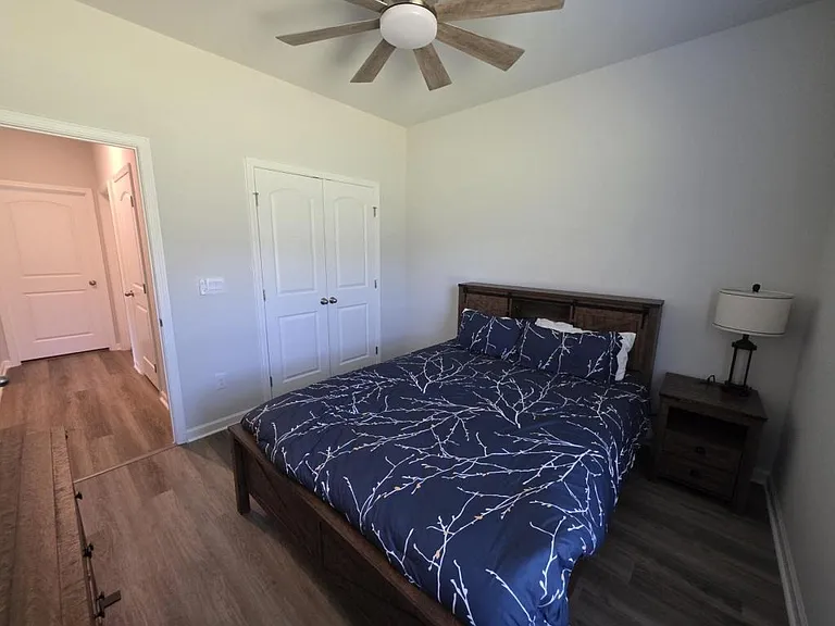 352 Castlepath Dr SW — Photo 27