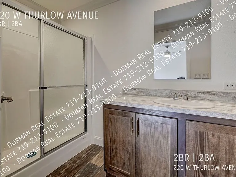220 W Thurlow Ave — Photo 16