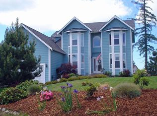 1295 Long Dr, Freeland, WA 98249