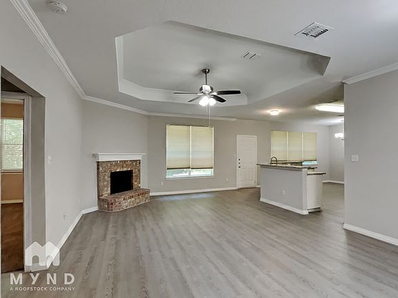 4th image of 2209 Country Brook Dr