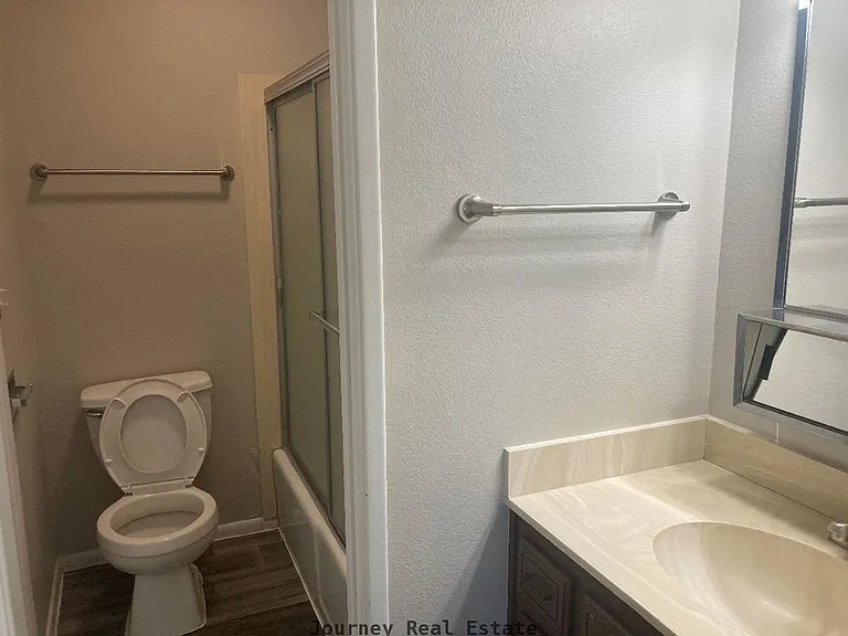 312 Bridge St — Photo 16