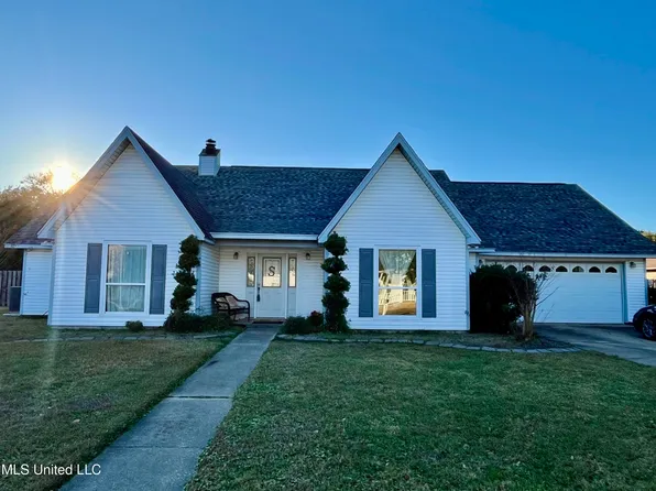 1301 Roswell St, Pascagoula, MS 39581