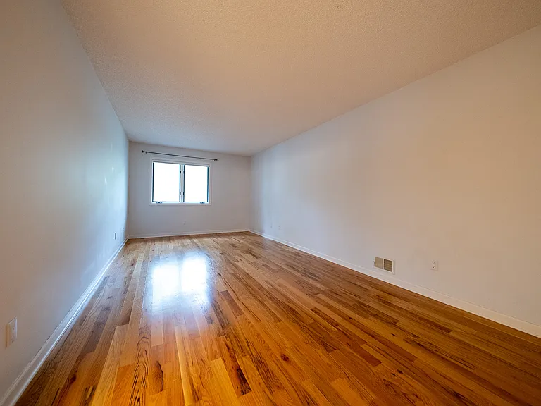 15640 17th Pl N — Photo 27