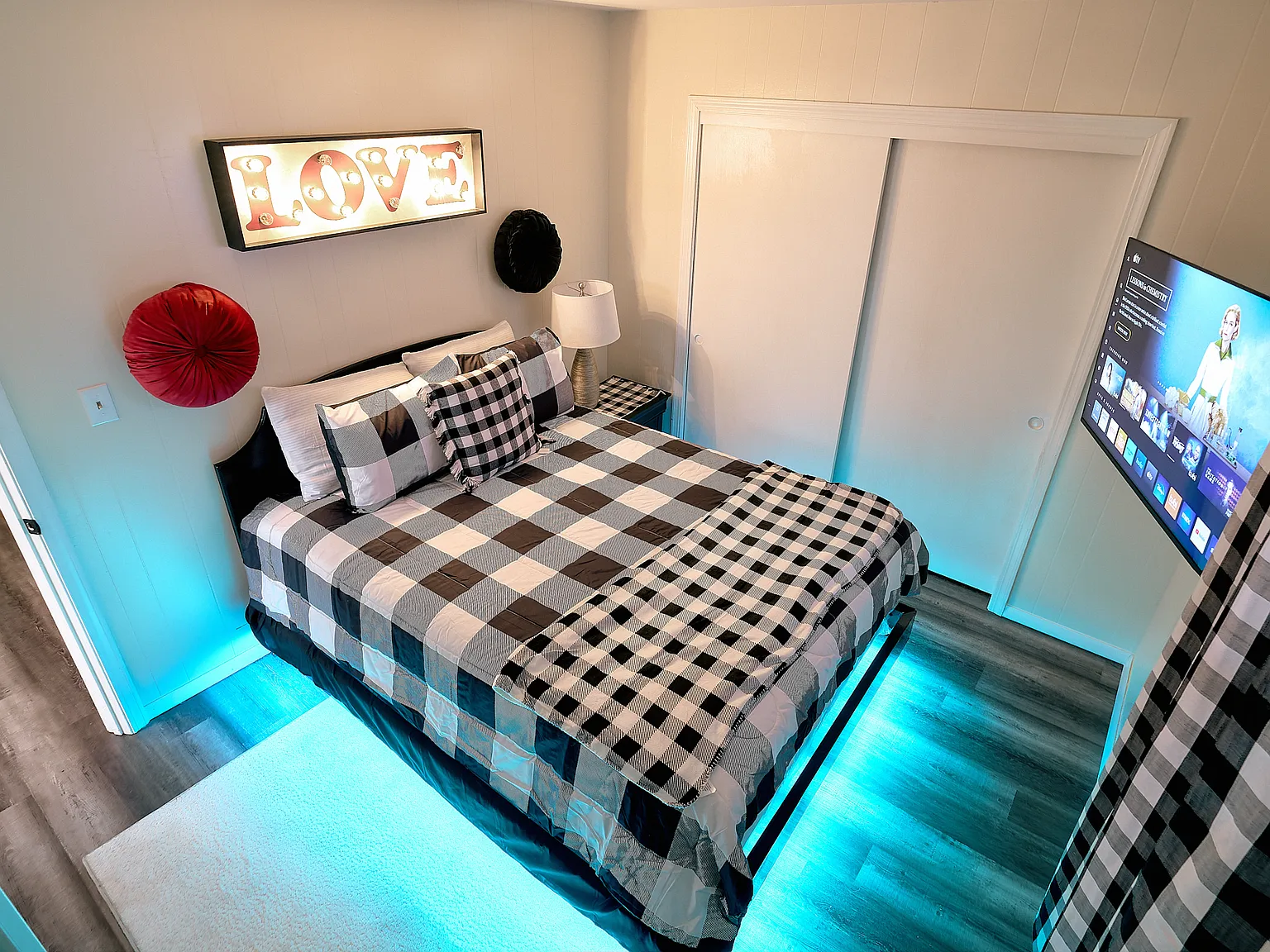 1 bed, 700 sqft, $2,000 — Photo 4