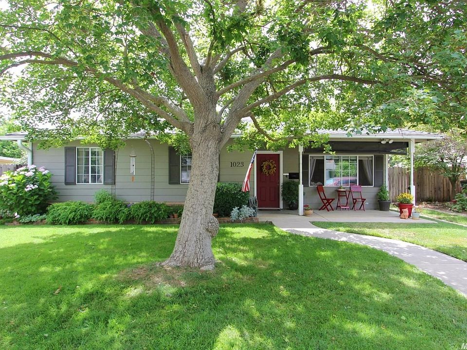 1st image of 1023 Canna Way