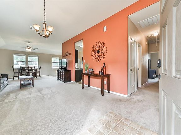 3rd image of 12810 Spruce Cir