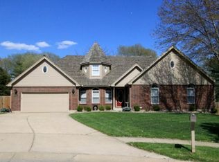 5017 NE Sherwood Ct, Kansas City, MO 64119