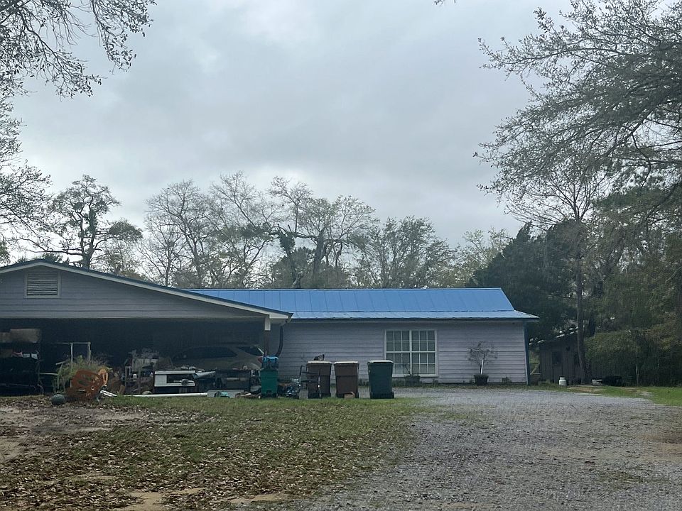 2nd image of 21425 Tucker Rd