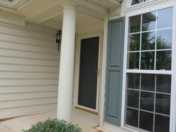 2nd image of 6688 Holly Farm Ln #2