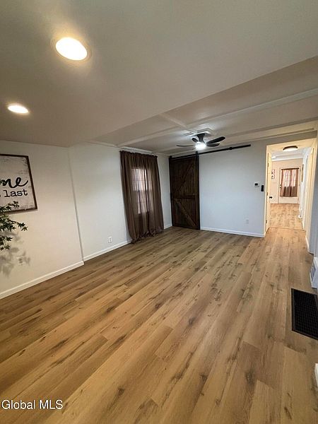 4th image of 1175 Floral Avenue